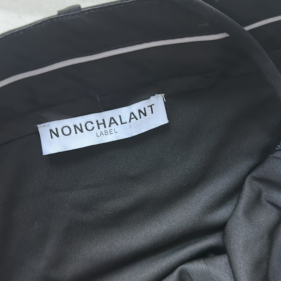 New NONchalant Label Ryder Top in Black, Size S - Picture 3 of 3